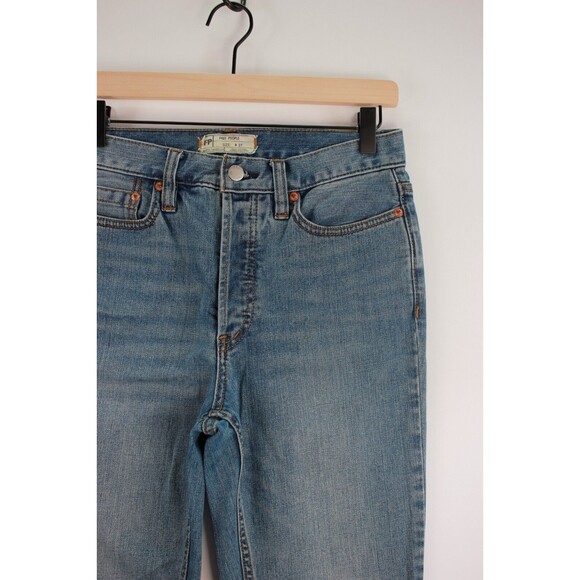 Free People Womens Jeans Blue Denim Cropped Tapered Medium Wash Zip Fly Size 27 - Picture 6 of 9